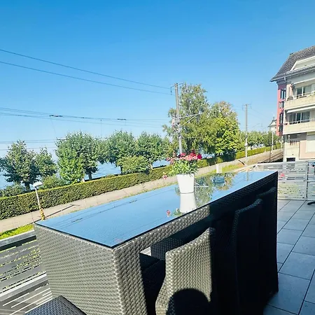 Exklusives Mit Traumhaftem Seeblick & Balkon